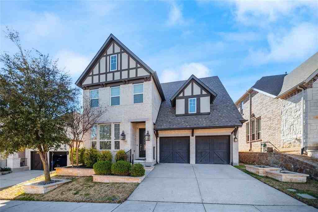 7005 Homestead Dr - Photo 2 of 40