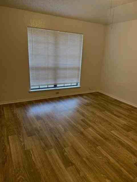 7502 Pear Tree Ln - Photo 2 of 23