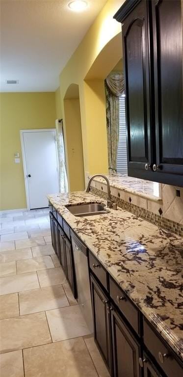 3805 Marchwood Dr - Photo 3 of 21