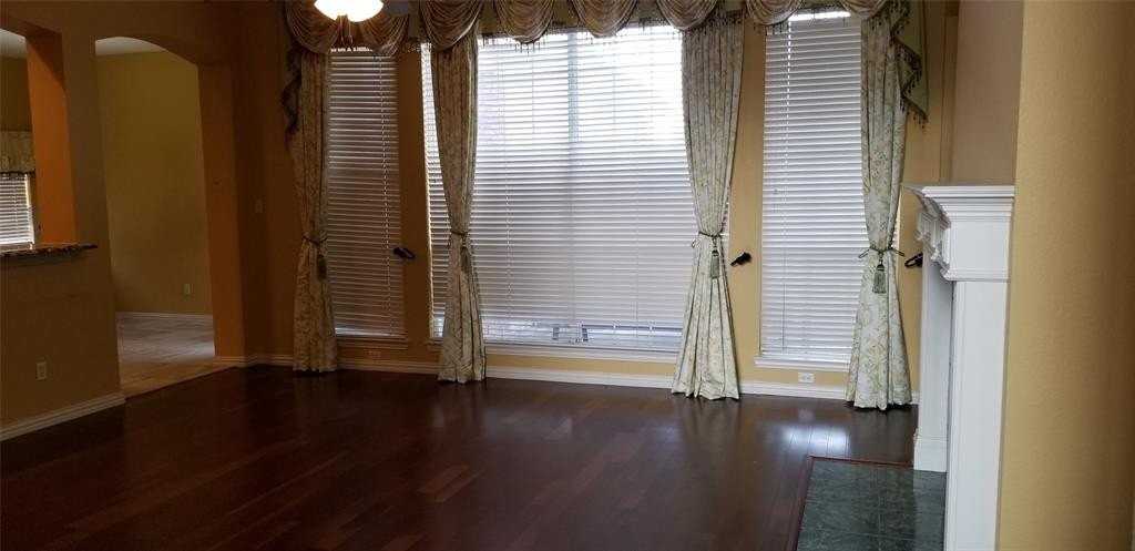 3805 Marchwood Dr - Photo 6 of 21