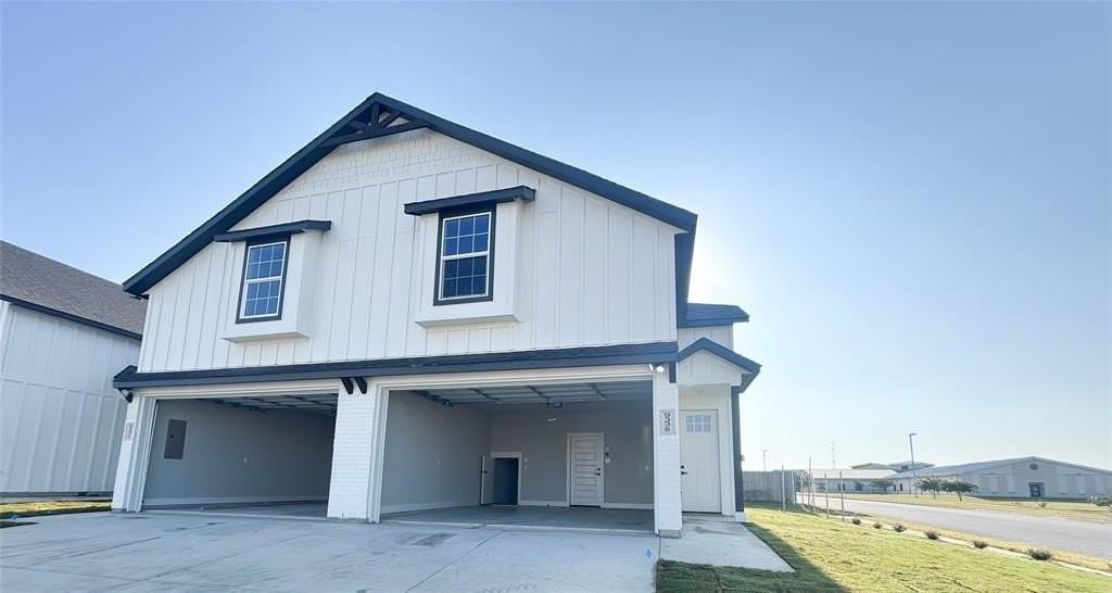 913 Cooksey Ct - Photo 2 of 17