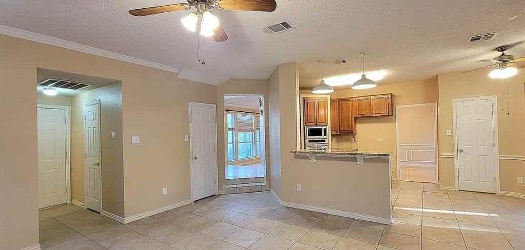 9807 Sunrise Ct - Photo 7 of 19