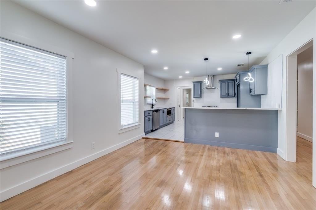 6331 Military Pkwy - Photo 4 of 12