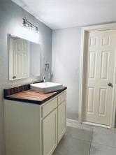 306 Bauder St - Photo 7 of 15