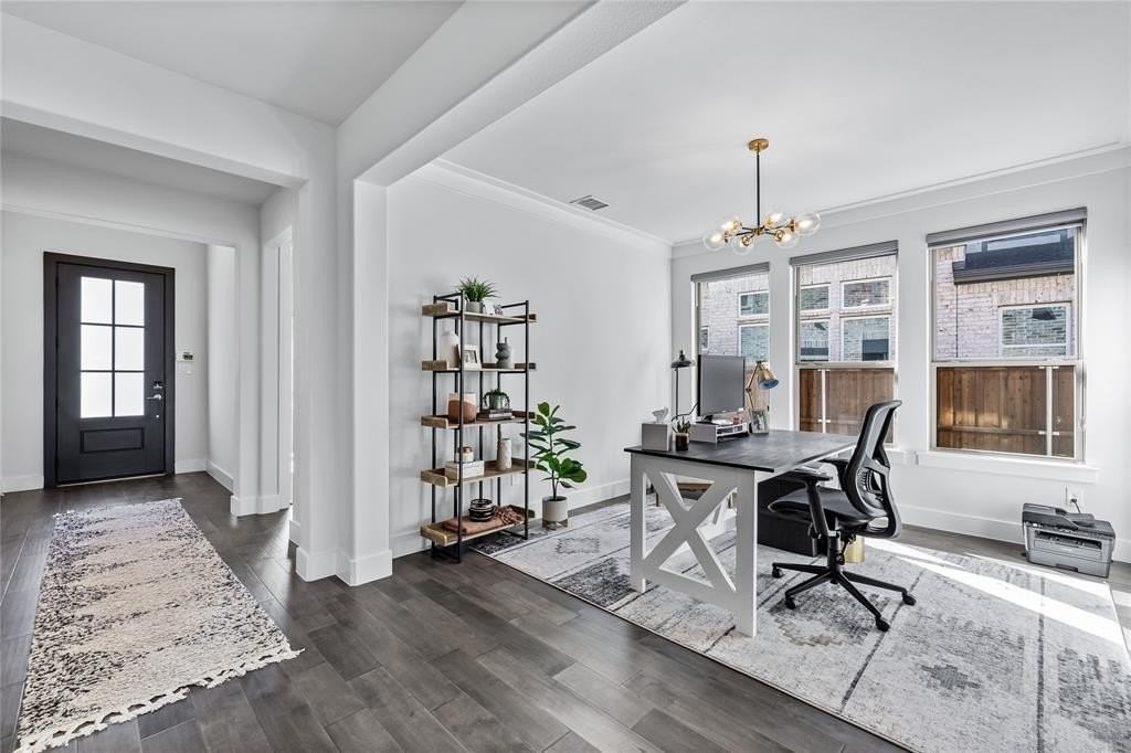 13456 Crestmoor Dr - Photo 3 of 38