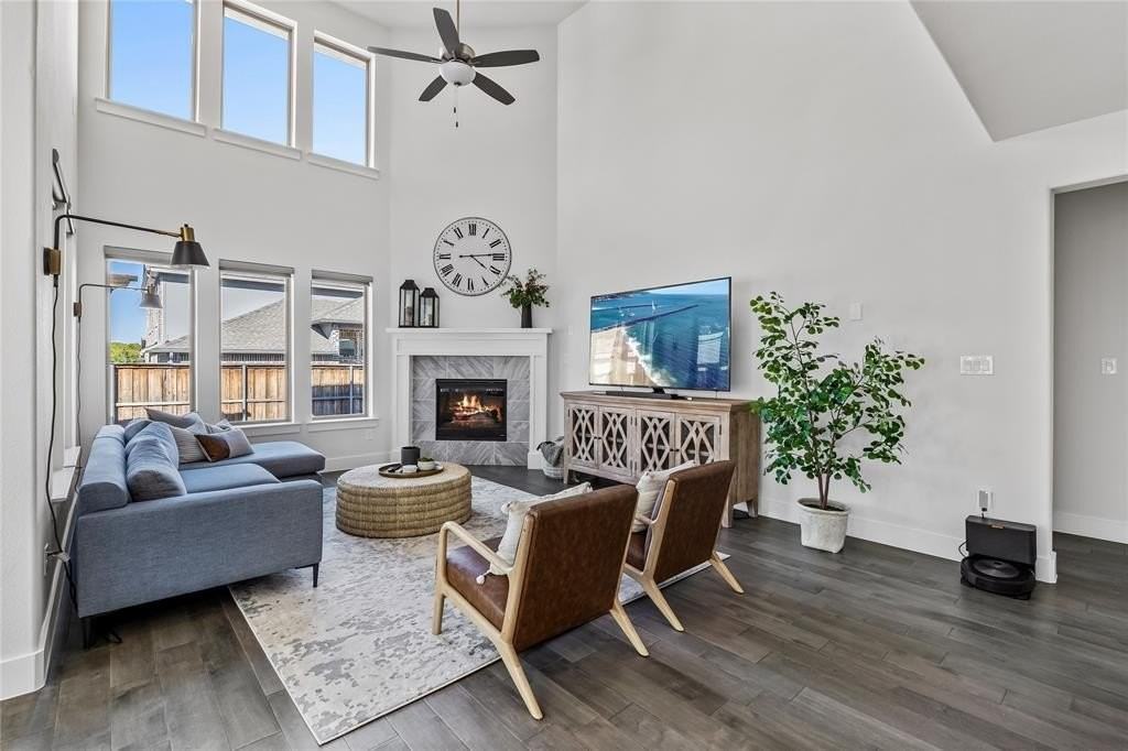 13456 Crestmoor Dr - Photo 6 of 38