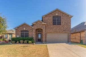 featured image of 1229 Lone Pine Dr