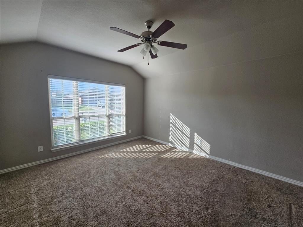 8401 Cherry Bark Ln - Photo 4 of 28