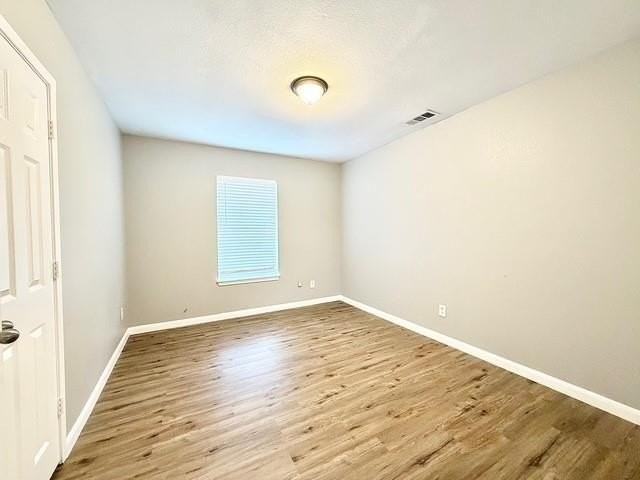 4340 Forest Point Dr - Photo 7 of 14