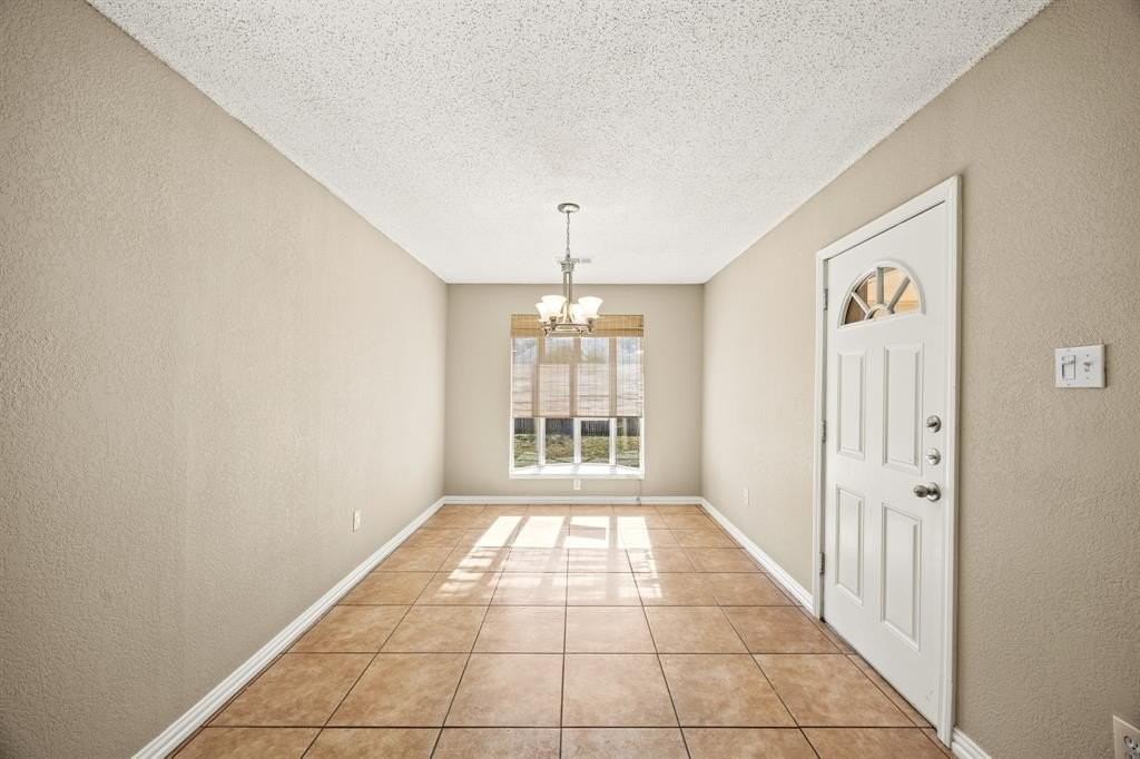 7258 Brentwood Stair Rd - Photo 7 of 25