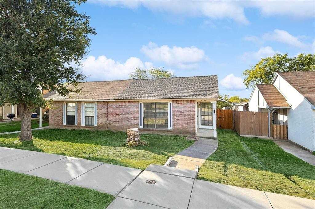 6033 Dooley Dr - Photo 3 of 20