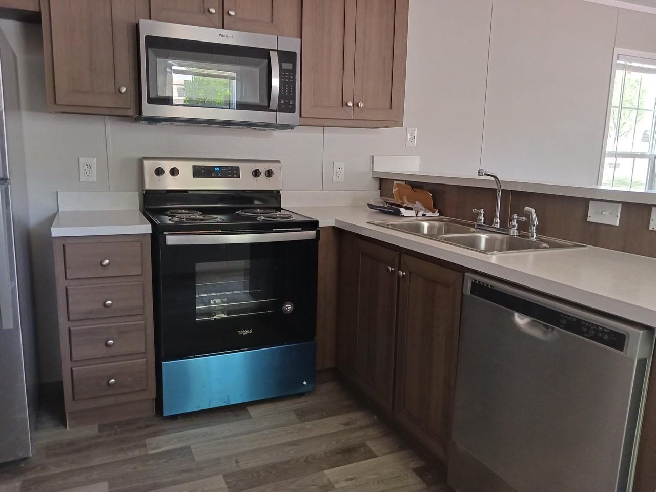 37 Pansy Dr #37 - Photo 2 of 11