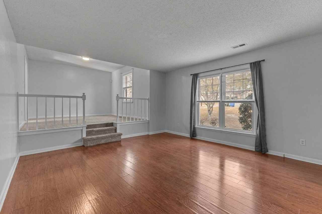 6257 Lakehaven Dr #694 - Photo 5 of 34