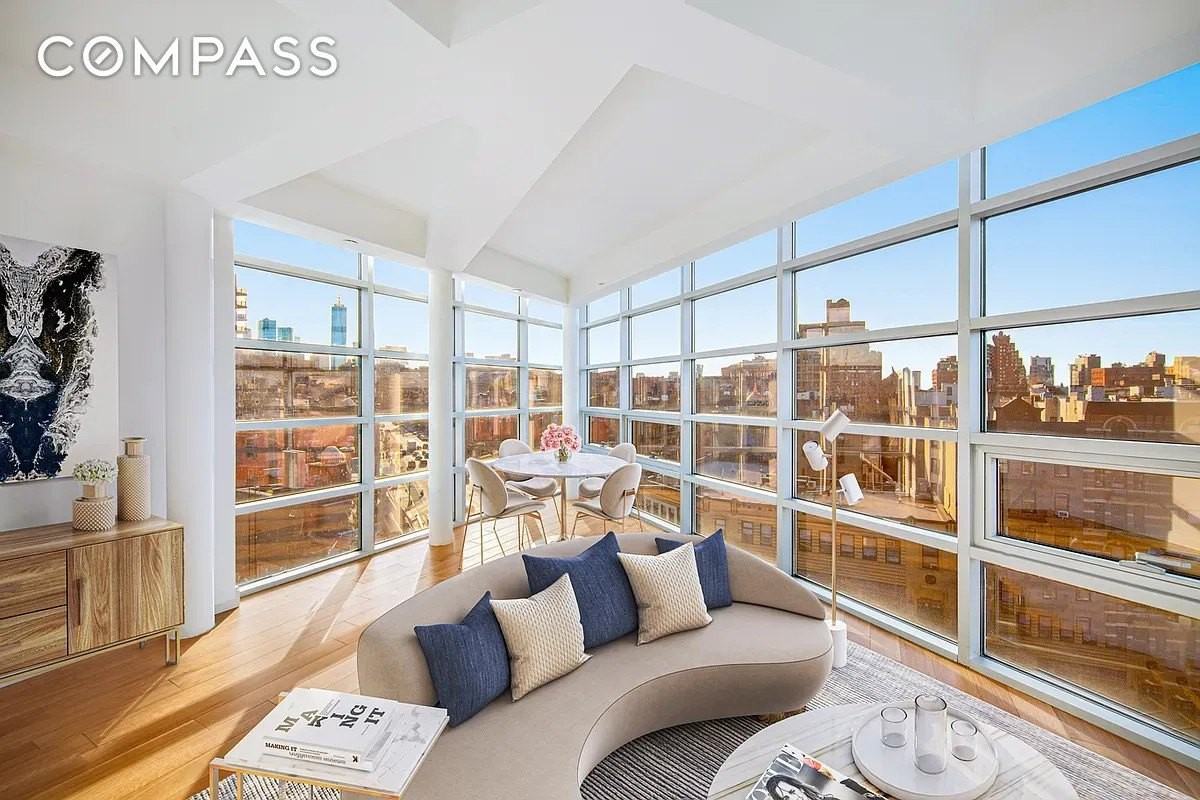 170 W 10th St #4E - Photo 2 of 3