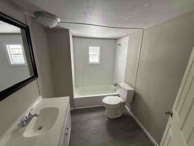 1335 Glenwood Aly #1335G - Photo 5 of 7