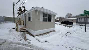 featured image of 1335 Driftwood Aly #1335D