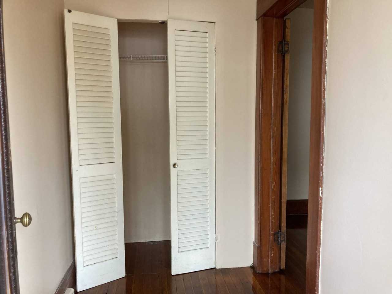 418 Division St #1 - Photo 2 of 13