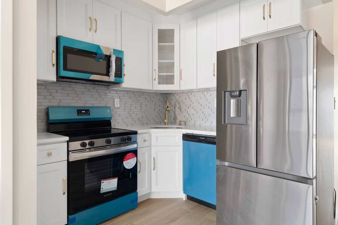 458 Decatur St #3 - Photo 3 of 12