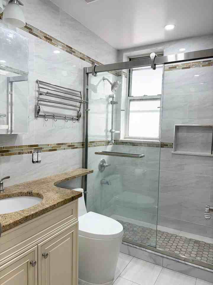 2237 W 1st St #2ndFL - Photo 5 of 10