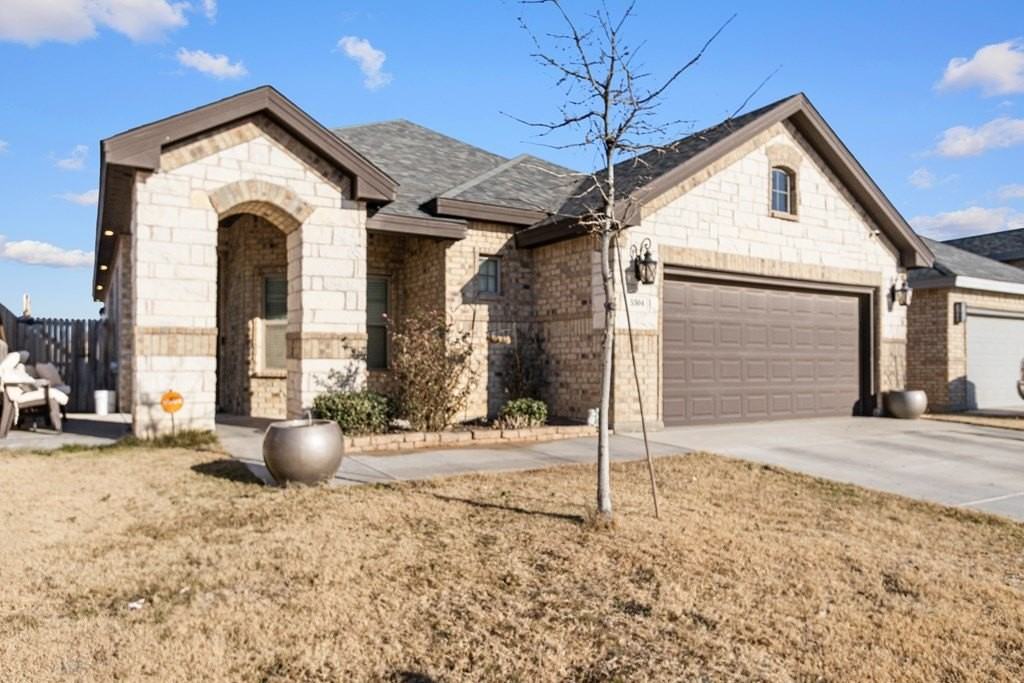 5304 Congress St - Photo 2 of 32