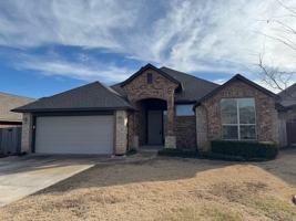 featured image of 2704 Se 38th St