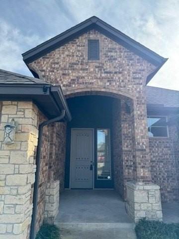 2704 Se 38th St - Photo 2 of 35