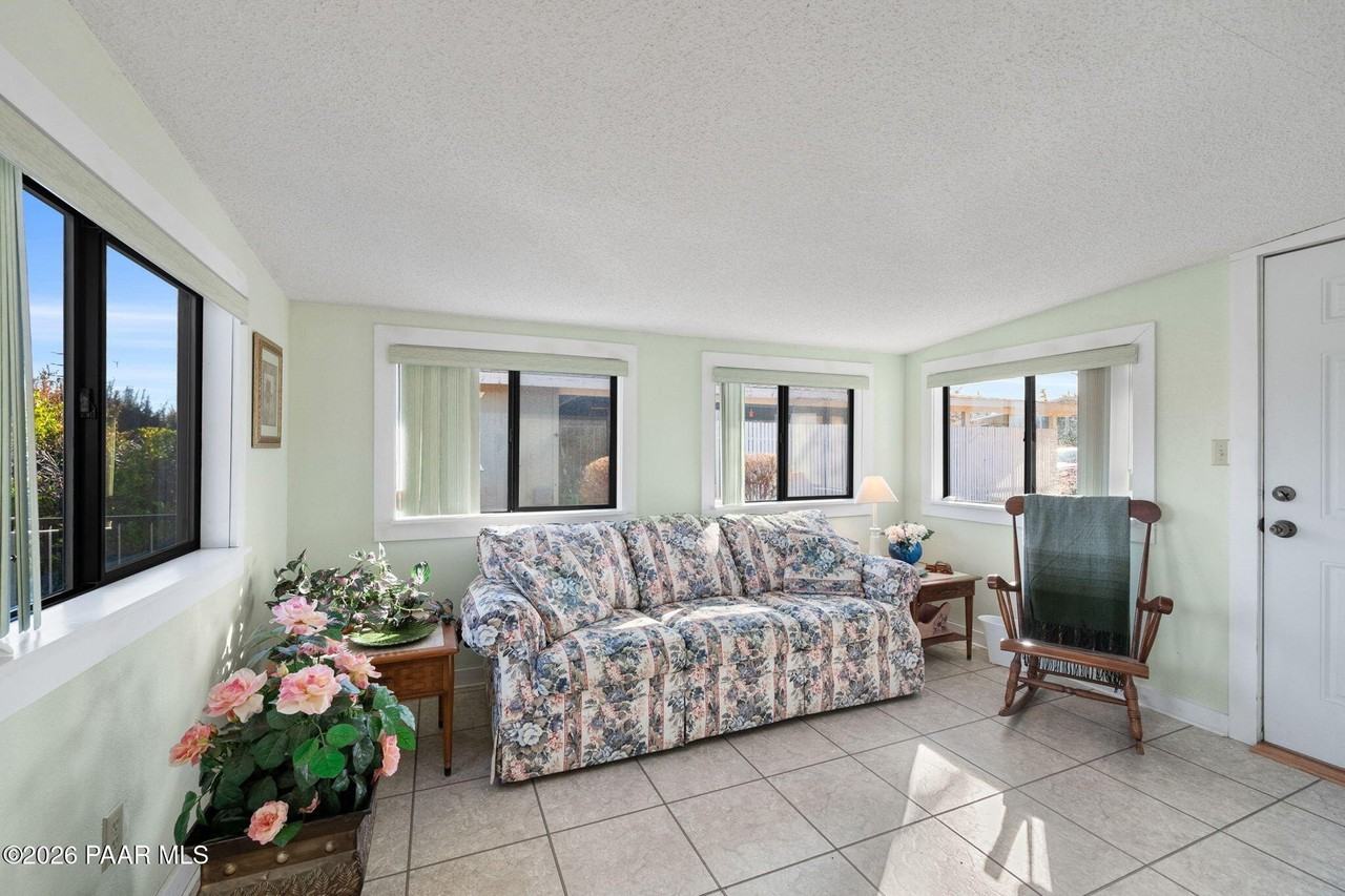 1804 Speer Rd - Photo 4 of 22