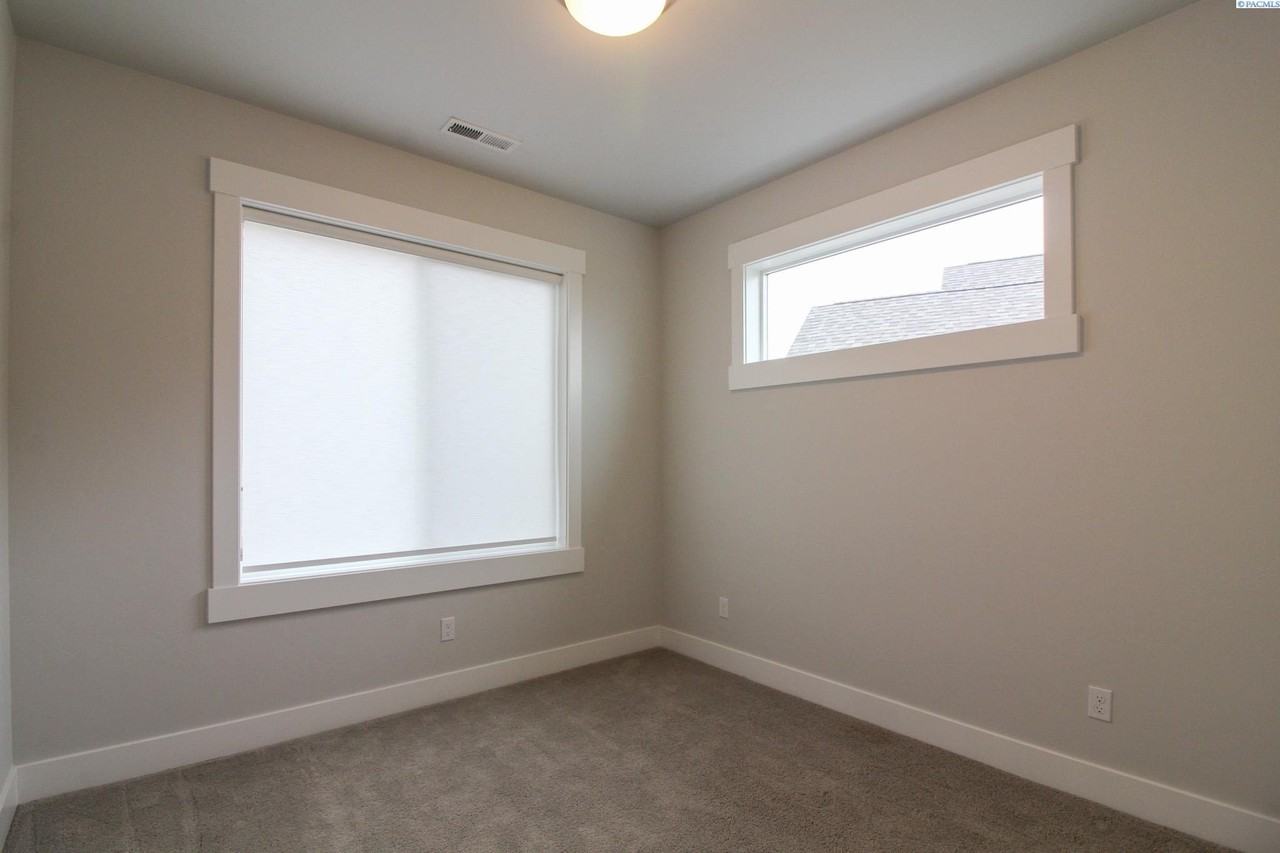 2237 Legacy Ln - Photo 5 of 24