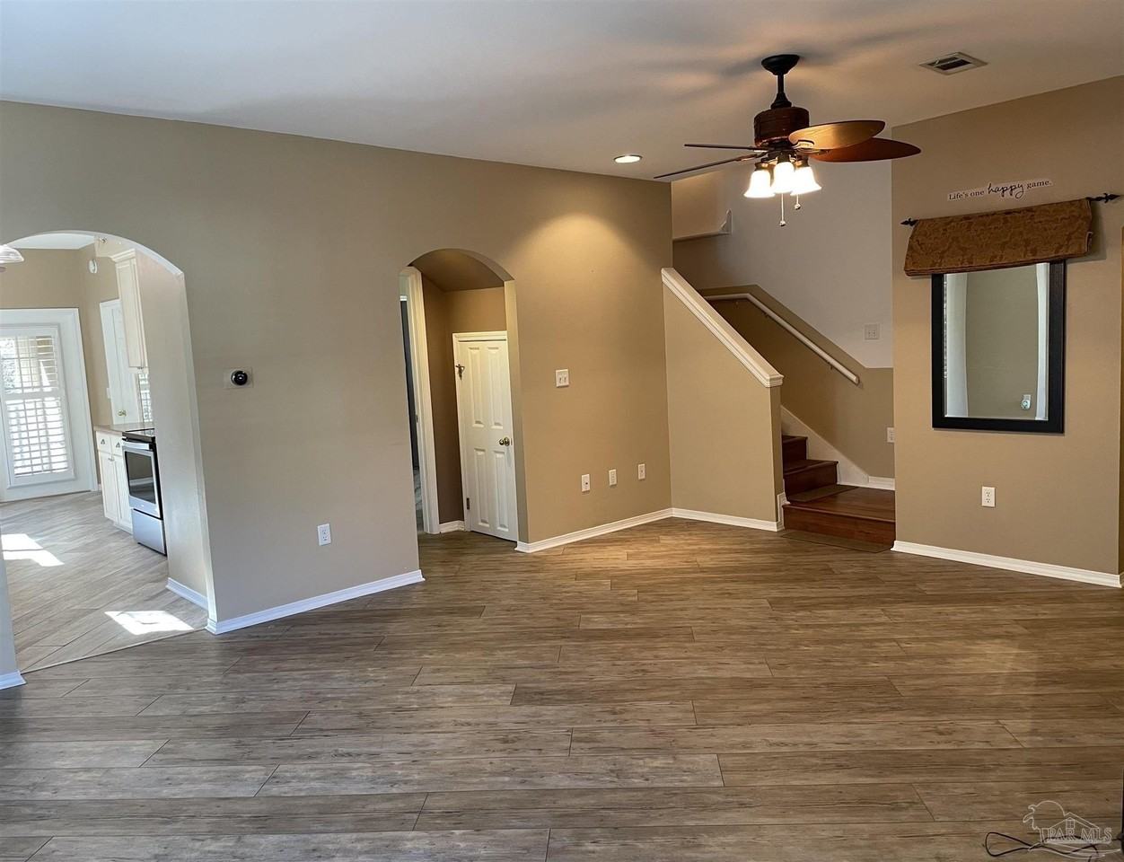 1322 Treasure Cv - Photo 4 of 34