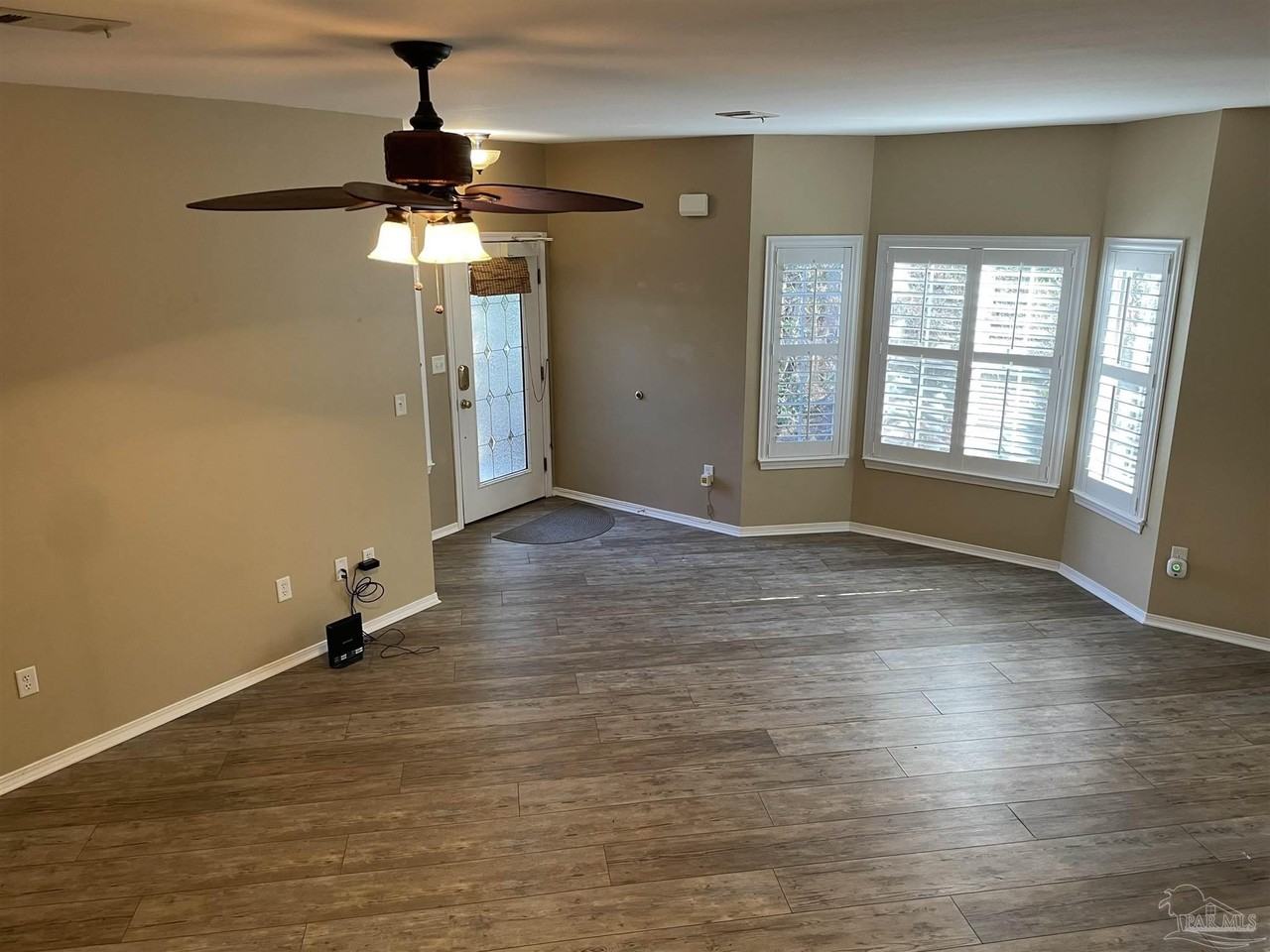 1322 Treasure Cv - Photo 5 of 34