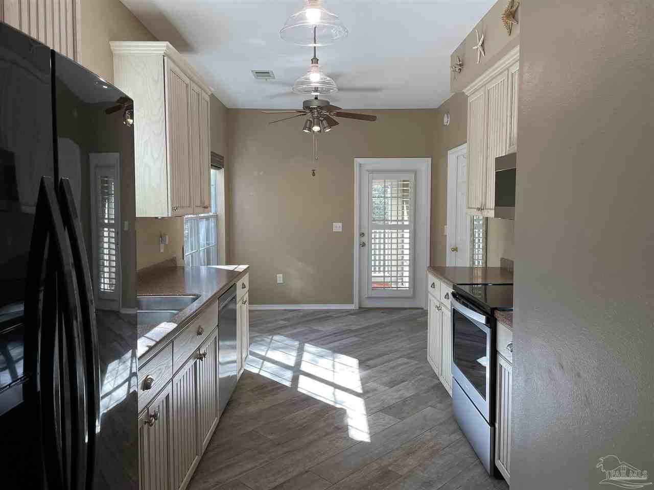 1322 Treasure Cv - Photo 6 of 34