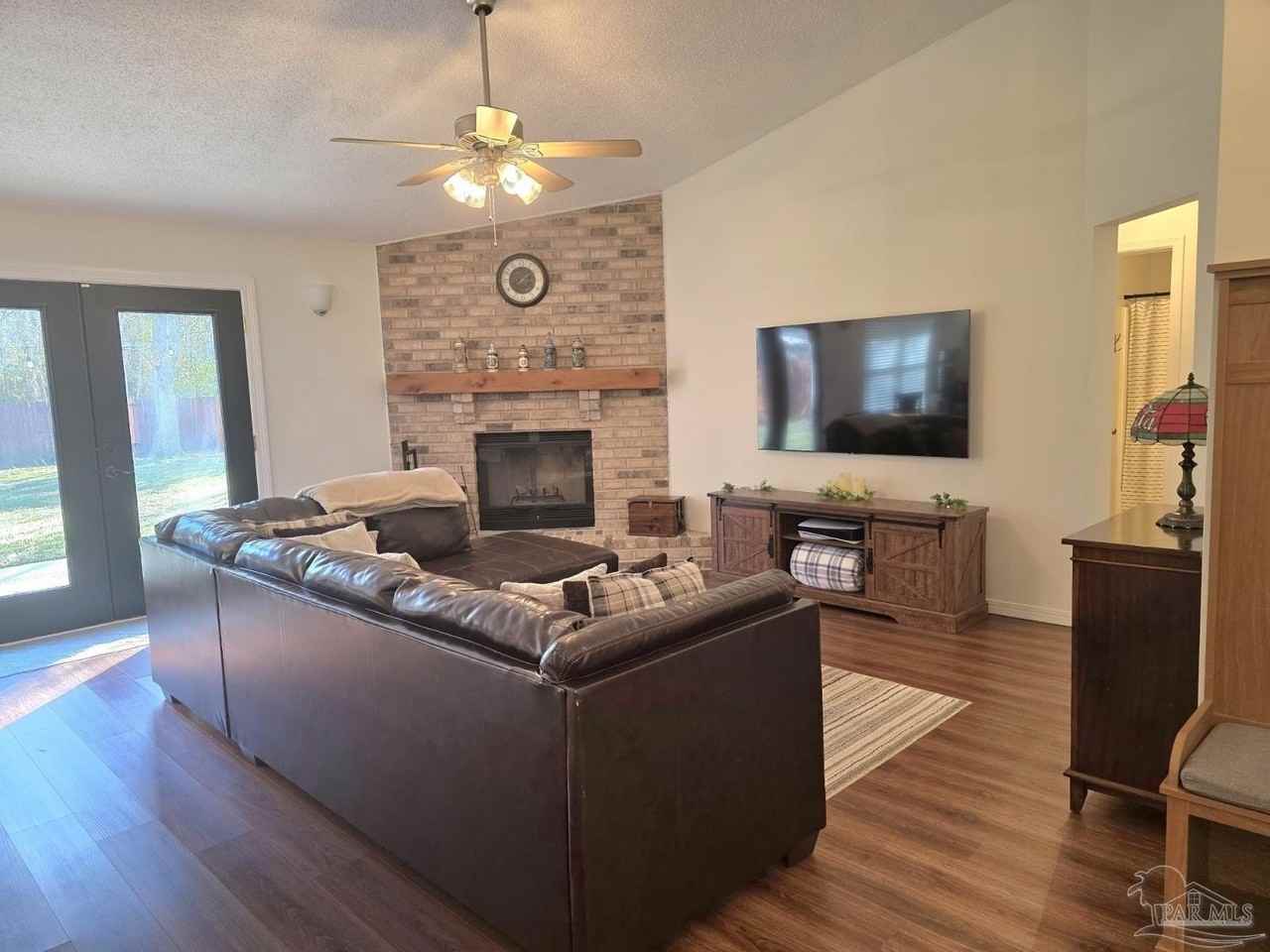 11031 Bridge Creek Dr - Photo 5 of 33