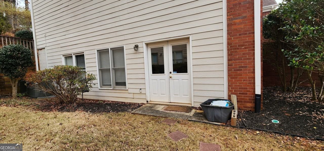 2130 Woods River Ln - Photo 2 of 32