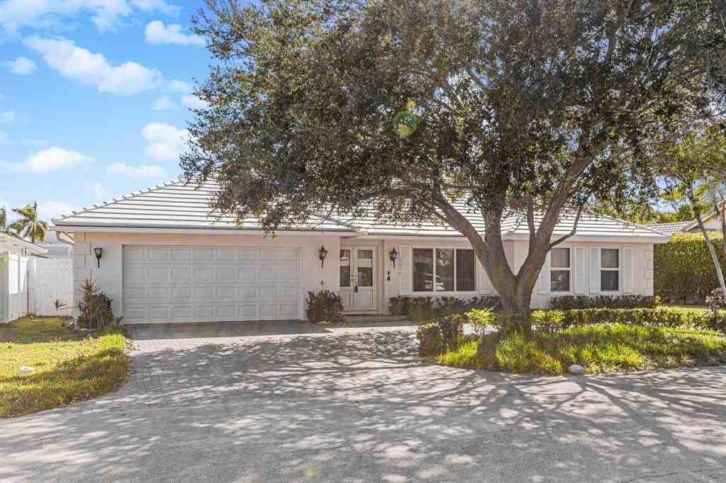 2810 Ne 60th St - Photo 3 of 50