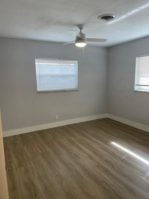 1421 Se 4th Ave - Photo 7 of 8