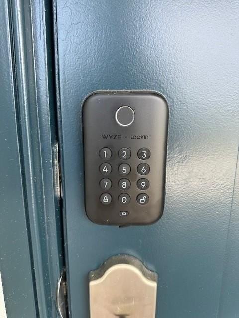 4682 Longwood Lake Sq - Photo 7 of 50