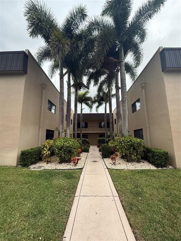 15126 Ashland St #253 - Photo 3 of 49