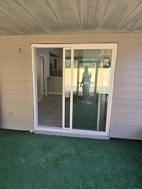 7919 Burlwood Ln - Photo 2 of 10