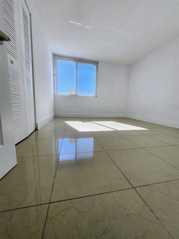 9001 Sw 77th Ave #C803 - Photo 6 of 23