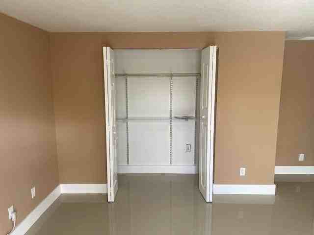 6432B Sw 18th Ct #B - Photo 5 of 14