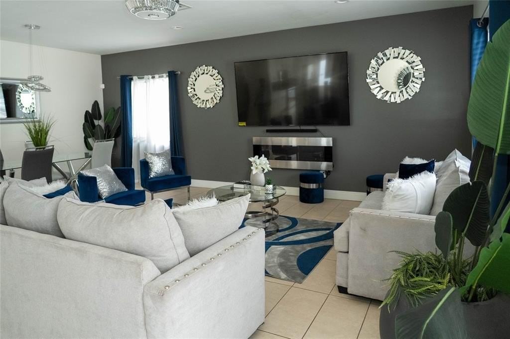 2710 Nw 5th St - Photo 2 of 31