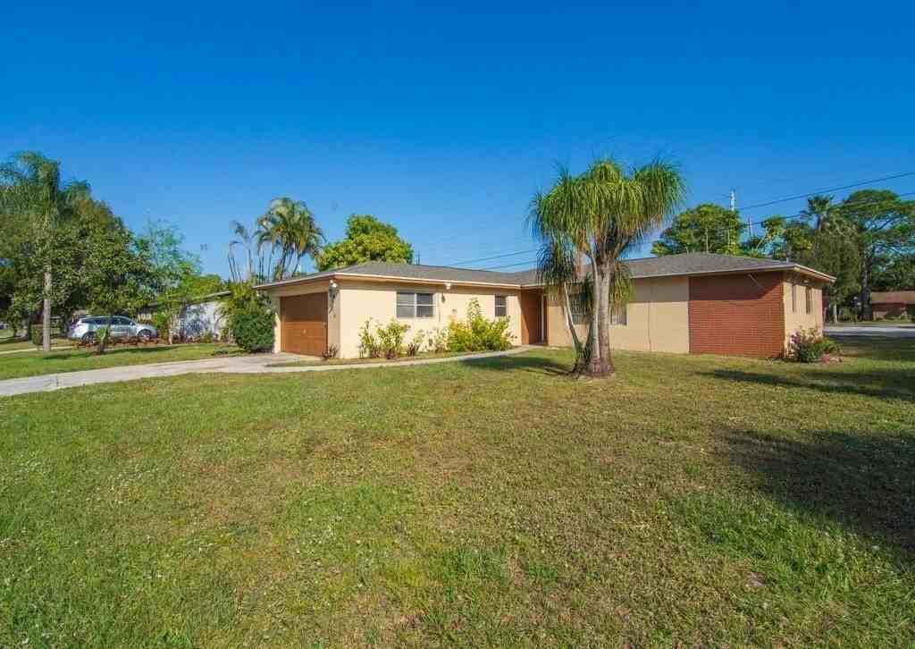 4526 43rd Ct - Photo 3 of 33