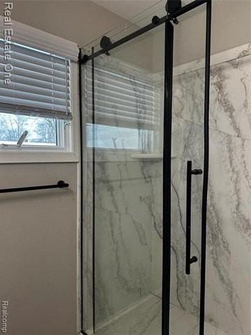 38 Kenyon Dr - Photo 7 of 13