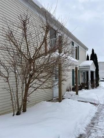 3201 Heatherstone Ct - Photo 3 of 17