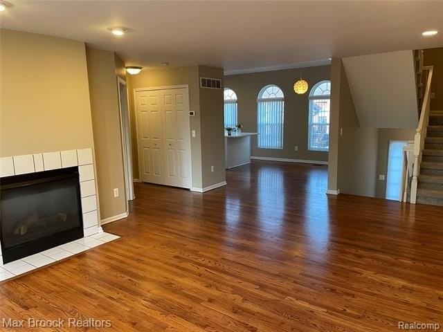 924 Sandalwood Dr - Photo 2 of 24