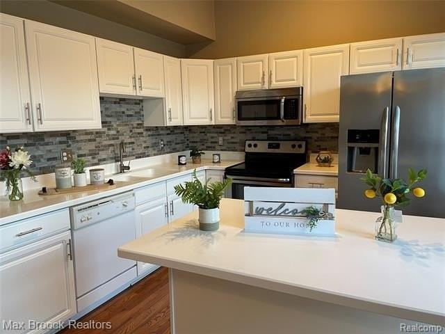 924 Sandalwood Dr - Photo 5 of 24