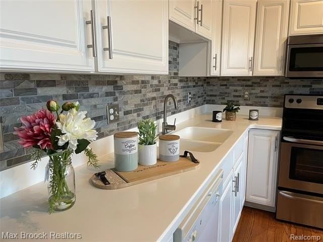 924 Sandalwood Dr - Photo 6 of 24