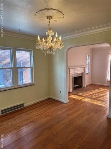 4046 Tyler St - Photo 7 of 19