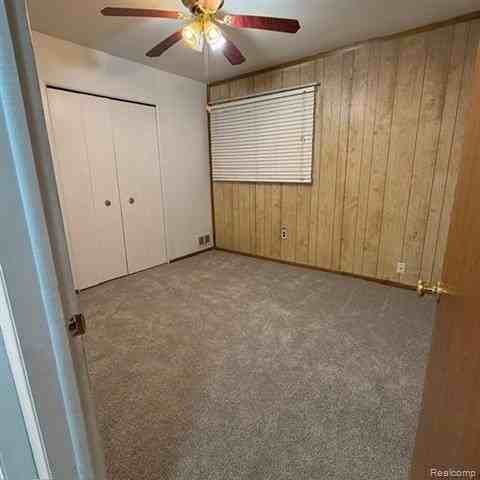 8278 Westpoint St - Photo 7 of 15