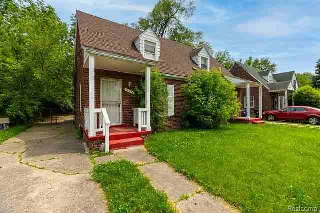 12710 Kelly Rd - Photo 2 of 23